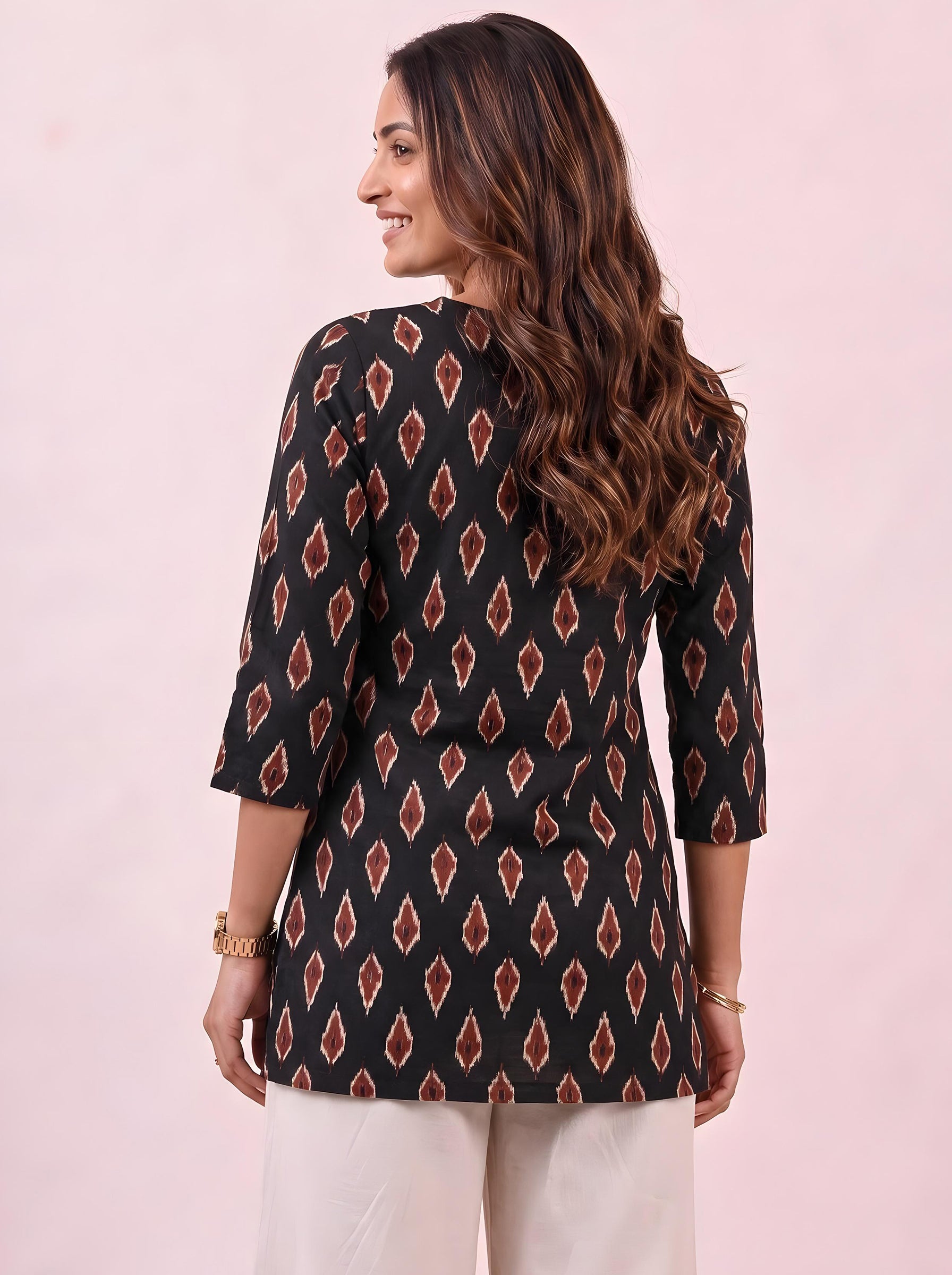 Cotton Notch Neck Short Kurti – Black