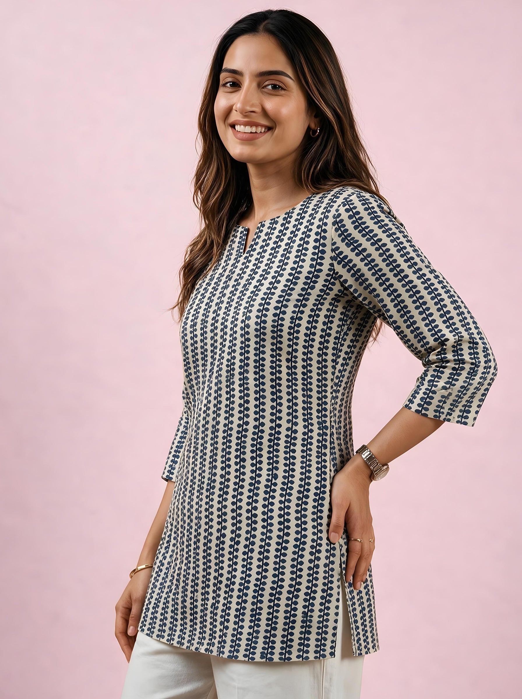 Cotton Notch Neck Short Kurti – Off White
