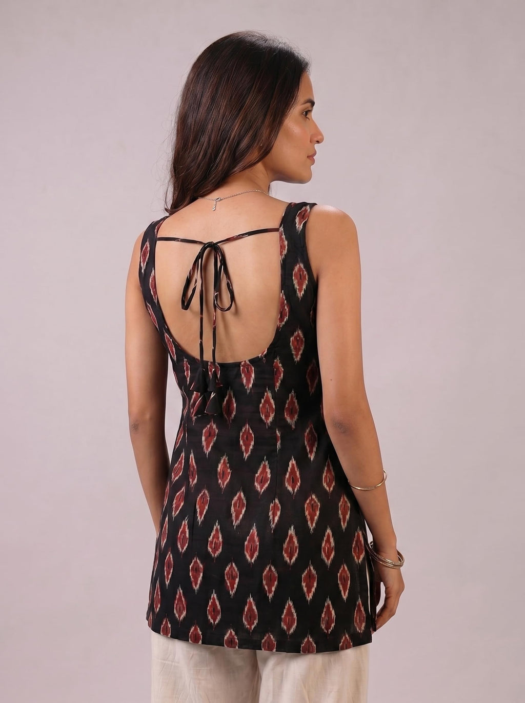 Sleeveless Cotton Short Kurti – Black
