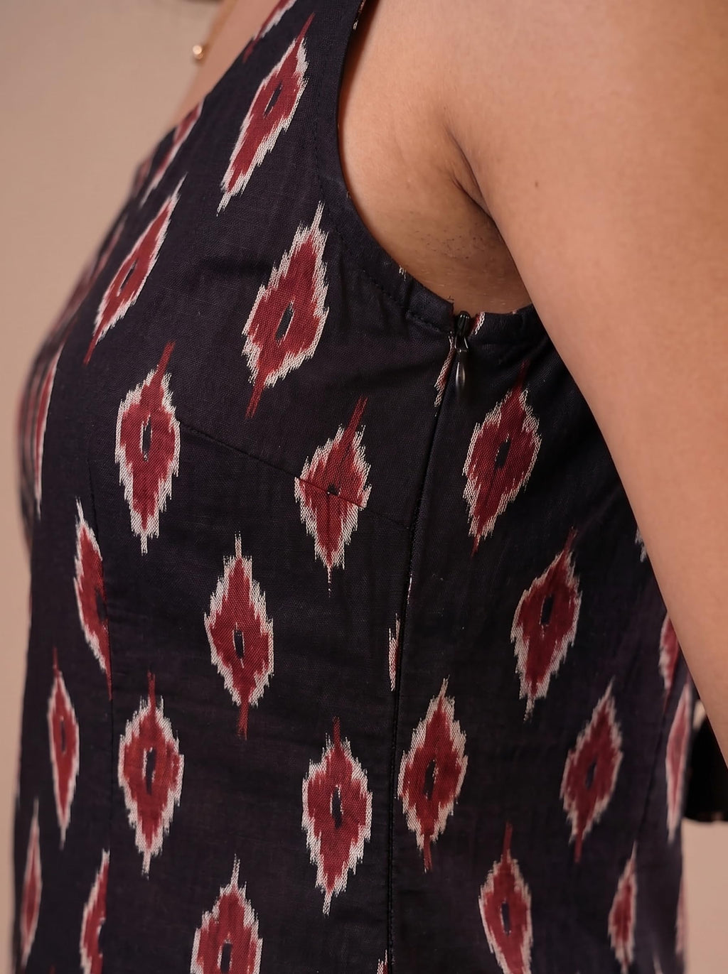 Sleeveless Cotton Short Kurti – Black